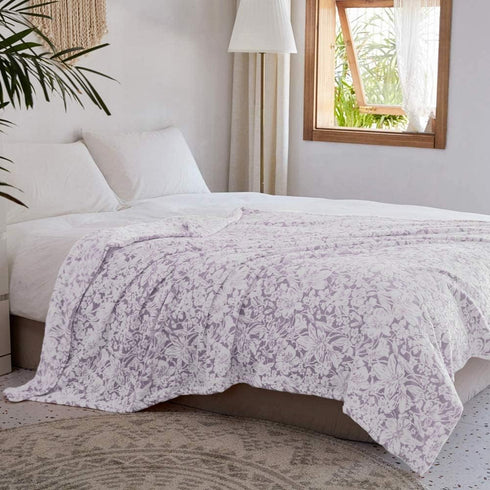 FY FIBER HOUSE Flannel Fleece Throw Blanket Super Soft Lightweight Microfiber with Flower Print for Couch, 50"X60", Lavender...