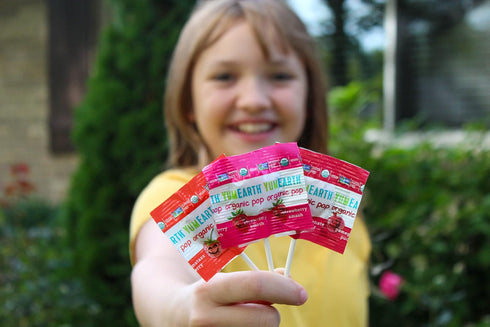 YumEarth Organic Lollipops, Assorted Flavors, 4.3 Ounce, 20 Lollipops - Allergy Friendly, Non GMO, Gluten Free, Vegan, (Packaging May Vary)...