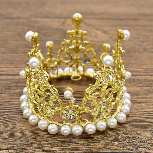 JANOU Crown Tiara Cake Topper Crystal Pearl Children Hair Ornaments for Wedding Birthday Party Cake Decoration (Gold)...