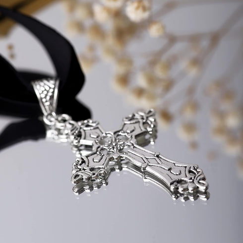 Sacina Gothic Cross Necklace, Zinc Alloy Black Cross Necklace, Halloween, Christmas Goth Jewelry Gift for Women (Silver Color Cross Choker)...