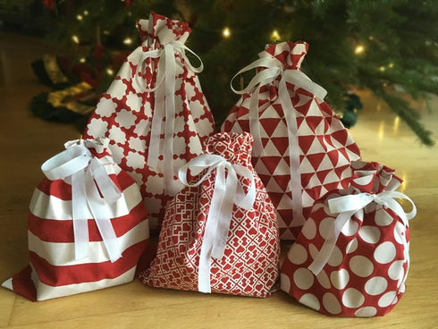 100% Cotton Gift Bags (Standard Set, Red), Set of 5 bags: three 16"x12" and two 10"x8"...