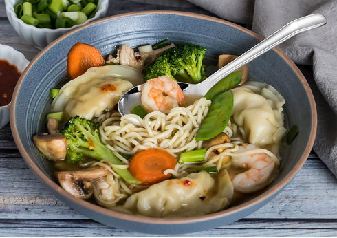 KEAWELL Premium 7.3 Inches Soup Spoons with Hook Handle, Set of 4, 18/10 Stainless Steel, Deep Bowl, Perfect for Ramen, Pho, Miso, Dumplings, Nood...
