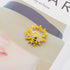 Flowers Bee Daisy Brooch Pin, Yellow Sun Flower Brooch.Charm Daisy Collar Pin Coat Collar Brooch for Women Corsage Safety Pin...