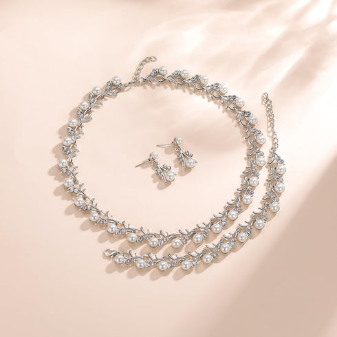 AILUOR Pearl Necklace for Women, Round Imitation Pearl Choker Necklace 20s Flapper Pearls Accessories for Gatsby Themed Party Dainty Beaded Choker...