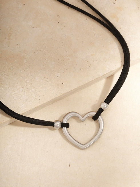 Sacina Black Heart Choker Necklace, Heart Necklace for Women, Black Choker, Boho Choker, Gothic Necklace, Valentine Gift, Christmas Jewelry Gift F...