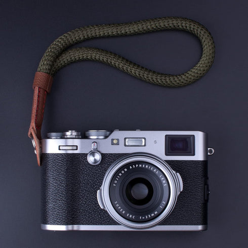 Green Soft Camera Wrist Strap, Hand Strap Compatible with Fujifilm X-T30 X-T4 X-T3 X100F X-T20 X-T2 X-Pro2 X-E2 X30 X100T A6100 A6600 A6400 A6000 ...