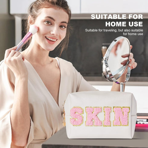 Preppy Patch Skincare Bags Travel Makeup Bag Varsity Letter Cosmetic Toiletry Cute Bag for Teen Girls PU Leather Portable Zipper Pouch Storage Pur...
