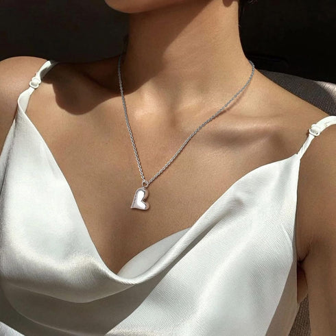 VNOX Heart Urn Necklace for Ashes - Memorial Cremation Jewelry for Ashes,Forever in My Heart Urn Locket for Ashes Stainless Steel Urns Pendant Kee...