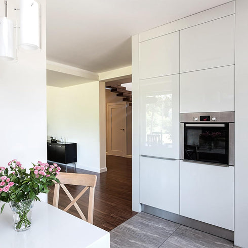 TANONE Glossy White Contact Paper for Countertops, 17.7" X 118" White Peel and Stick Wallpaper for Cabinets, SelfAdhesive Removable Waterproof Vin...