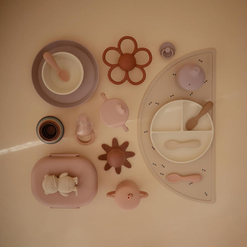 mushie Silicone Suction Plate | BPA-Free Non-Slip Design (Ivory)...