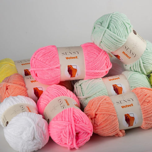 Sensy Velvet Yarn for Crocheting, Baby Blanket Yarn, Chenille Yarn, Amigurumi Yarn, 3.5 oz, 132 Yards, Gauge 5 Bulky (Beige)......
