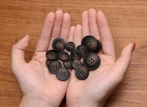 PENTA ANGEL Round Resin Buttons 40Pcs Assorted Size Flatback Sewing Buttons 4 Holes Craft Buttons Snaps with Stripe Flower for Scrapbooking Sewing...