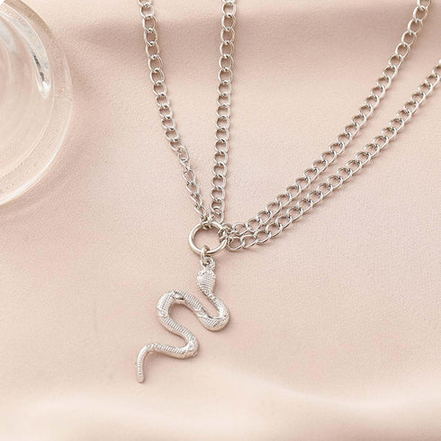 Vintage Snake Pendant Necklace Gothic Snake Chain Necklace Punk Layered Snake Choker Necklace Adjustable snake necklace Jewelry for Women and Girl...