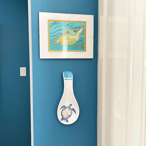 Large Spoon Holder - Sea Turtle Spoon Rest - Nautical, Ocean Beach Decor - Utensil Holder/Ceramic Spoon Holder for Kitchen - Great Kitchen Gift fo...