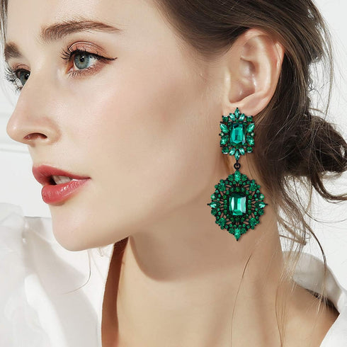 Flyonce Women's Rhinestone Crystal Art Deco Vintage Style Gatsby Clip-on Dangle Chandelier Earrings...