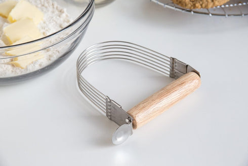 Fox Run 58544 Wire Pastry Blender 5" Steel and Wood...