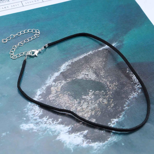 Boho Suede Choker Necklace Black Velvet Necklace Punk Choker Necklace Vintage Suede Collar Necklace Chain Jewelry for Women and Girls...