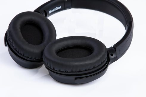 772D Headphones Wired, Over-Ear Headphones Foldable Corded Stereo 3.5mm Headset for Smartphones Chromebook Laptop Computer PC Tablets Travel (Blac...