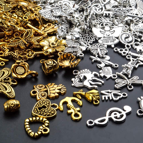 BronaGrand Vintage Charms Bulk,200pcs Mixed Antique Charms Tibetan Alloy Pendants for Necklace Bracelet Jewelry Making and Crafting,Antique Silver...