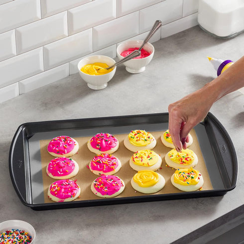 Fine Dine-Silicone baking mat set of 3-gray...