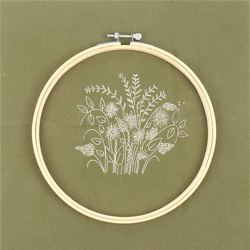 HaiMay 3 Sets Embroidery Starter Kit with Pattern and Instructions, Cross Stitch Kit Include 3 Embroidery Clothes with Floral Pattern, 3 Bamboo Em...