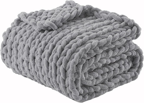 Chunky Yarn? Chunky Chenille Yarn for Hand Knitting, Gray Chunky Plush Yarn for DIY, Extra Chunky Yarn for Hand Knit Blankets (30 Yards, 8 Ounces ...