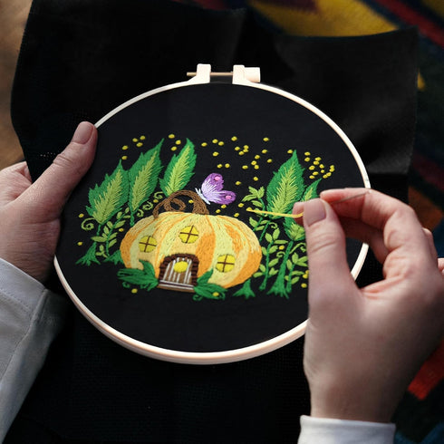 ERKOON 5 Sets Embroidery Kit for Beginners, Art Craft Handy Sewing Set Mushroom Cross Stitch Starter Kits, DIY Embroidery Kits with Patterns and I...