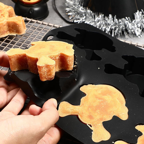 Skull Cake Mold, Halloween Skull Cake Pans, 6 Cavity Silicone Skull Baking Molds for Muffin, Cakelet, Jello, Pudding, Handmade Soap, Gelatin, Blac...