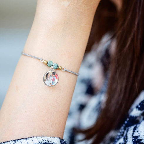 120 Pieces Stainless Steel Pendant Tray Kit Including 60 Pieces Round Frame Tray Blank Pendant Bases and 60 Pieces Clear Glass Cabochons for DIY J...