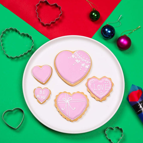 KAISHANE Love Heart Cookie Cutter Set - 5 Pieces Stainless Steel Heart Shaped Cookie Cutter Biscuit Pastry Cutter...