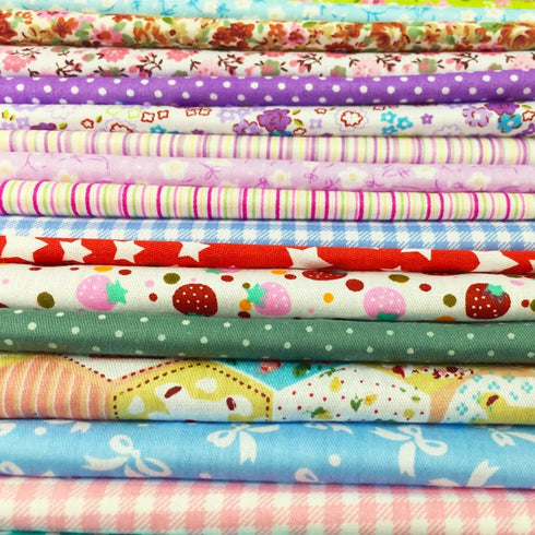 flic-flac 200pcs 4 x 4 inches (10cmx10cm) Cotton Craft Fabric Bundle Squares Patchwork Lint DIY Sewing Scrapbooking Quilting Dot Pattern Artcraft...