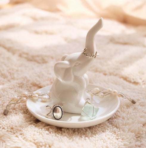 PUDDING CABIN Elephant Gifts for Women Wedding Ring Holder Ring Dish Christmas Gifts for Women Mom Girls Aunt Sisters Engagement Bridal Shower Xma...