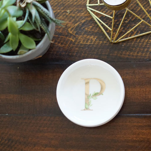 Cedar and Ink Ring Dish with Personalized P in Gold Foil & Greenery, Monogrammed Jewelry Dish, Accessories & Wedding Ring Holder, Dressing Table T...