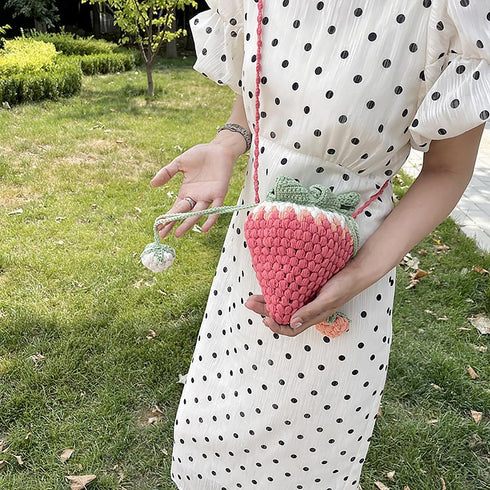 Handmade Knitted Purse Wool Woven Bag Strawberry Shaped Shoulder Bag for Women Crossbody Bag with Drawstring...
