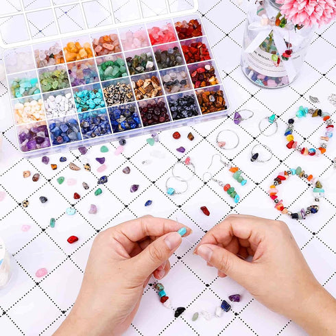 selizo Crystal Beads for Ring Making, 28 Colors Chips and Gemstone Beads, Ring Making Kit with Plastic Box for Jewelry, Bracelets, Earring Making ...