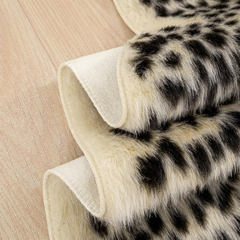 Leopard Print Rug, Cute Faux Cheetah Cowhide Skin Fur Rug Animal Printed Area Rug Carpet for Home Office, Livingroom, Bedroom...
