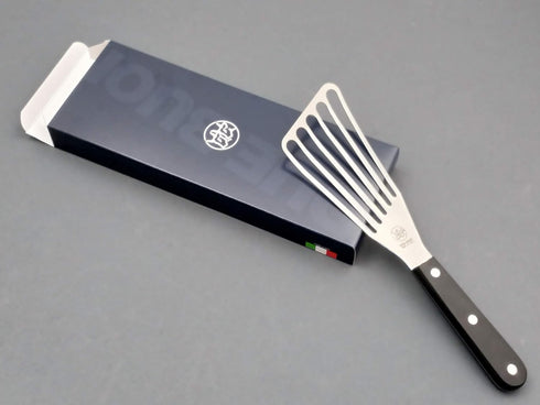 DUE BUOI Flexible Turner Spatula Blade dimension 3" x 6"1/3. Professional quality restaurant. Kitchen bbq grill griddle fish fry. ICQ Approved....