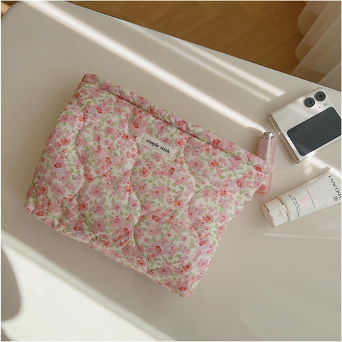 Quilted Floral Cotton Makeup Pouch,Coquette Quilted Cosmetic Bag for Women and Girls, Aesthetic Organizer Bag, Flower Cute Travel Toiletry Bags(01...