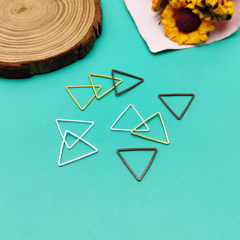 180pcs Earrings Beading Hoop 20mm Triangle Earring Hoops Beading Hoop Earrings Finding Triangle Linking Rings for DIY Jewelry Making Finding, Earr...