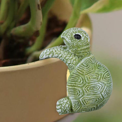 Tortoise Figure Plant Pot Hanger, Resin Hanging Turtle Statue Plant Pot Hugger Cute Climbing Tortoise Flower Pot Hanger Figurines Planter Pot Gift...