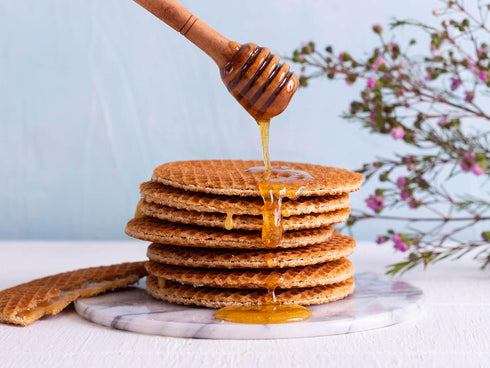 DAELMANS Stroopwafels, Dutch Waffles Soft Toasted, Honey, Office Snack, Kosher Dairy, Made In Holland, 8 Stroopwafels Per Box, 8.11 Oz (Pack of 1)...