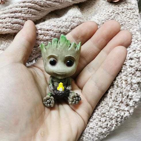 Mini Groot Figurine Miniature Model Home Accessories Decompression Artefact Kids (Bird Nest Model)...