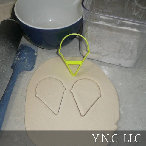 SNOW CONE OUTLINE SHAVED ICE FROZEN DESSERT SUMMER TREAT COOKIE CUTTER MADE IN USA PR3766...