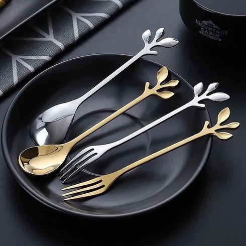 Stainless Steel Gold Leaf Coffee Spoons Creative Tableware Dessert Spoons Gold Serving Spoons Small Spoons for Condiments Mixing Sugar Stir Ice Cr...