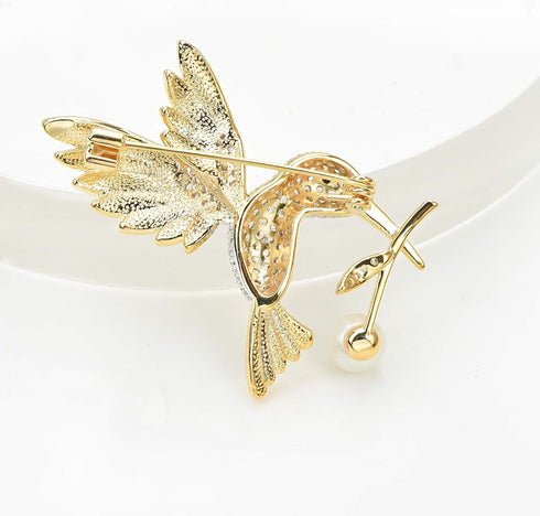 Lovely Crystal Flying Hummingbird Brooch Pins Suit Lapel Pin Antique Gold Bird Collar Pins Badge Jewelry for Men Women...