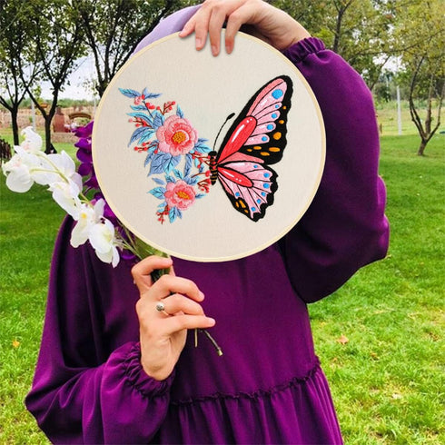 MIKIMIQI Embroidery Starter Kit with Pattern, Flowers Butterfly Stamped Embroidery Kit Including Embroidery Fabric, Bamboo Embroidery Hoop, Thread...