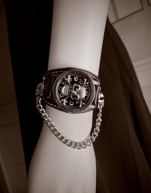 Cool Leather Punk Skull Quartz Men's Wrist Watch,Skull Flip Cover Women's Watch,Skull+Chains+Rivets Elements,Fashion for Valentine's Day Gift...