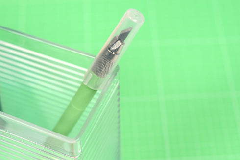 NT Cutter Resin Holder Art Knife, Green Holder, 1 Knife (D-401P-G)...