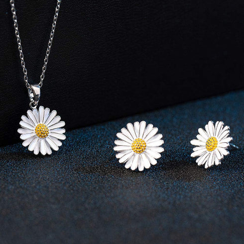 EVEVIC Rose Flower Necklace Earrings Set for Women 18K Gold Plated Hypoallergenic Jewelry Sets (White Daisy/Silver-tone)...