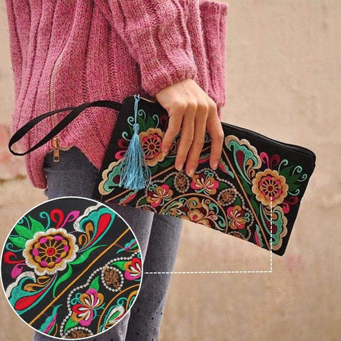 Clutch Purse, Embroidery Flower Clutch Handbag Evening Bags Handbags Wristlet Clutches Bag Wallet Summer Beach Bag for Women...